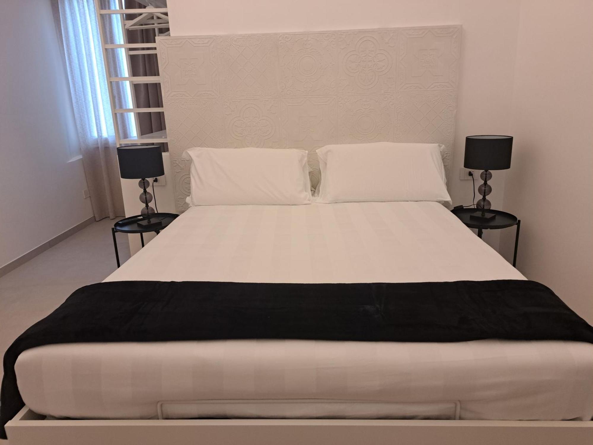 Apartament Palazzo Boccapianola Bari Zewnętrze zdjęcie