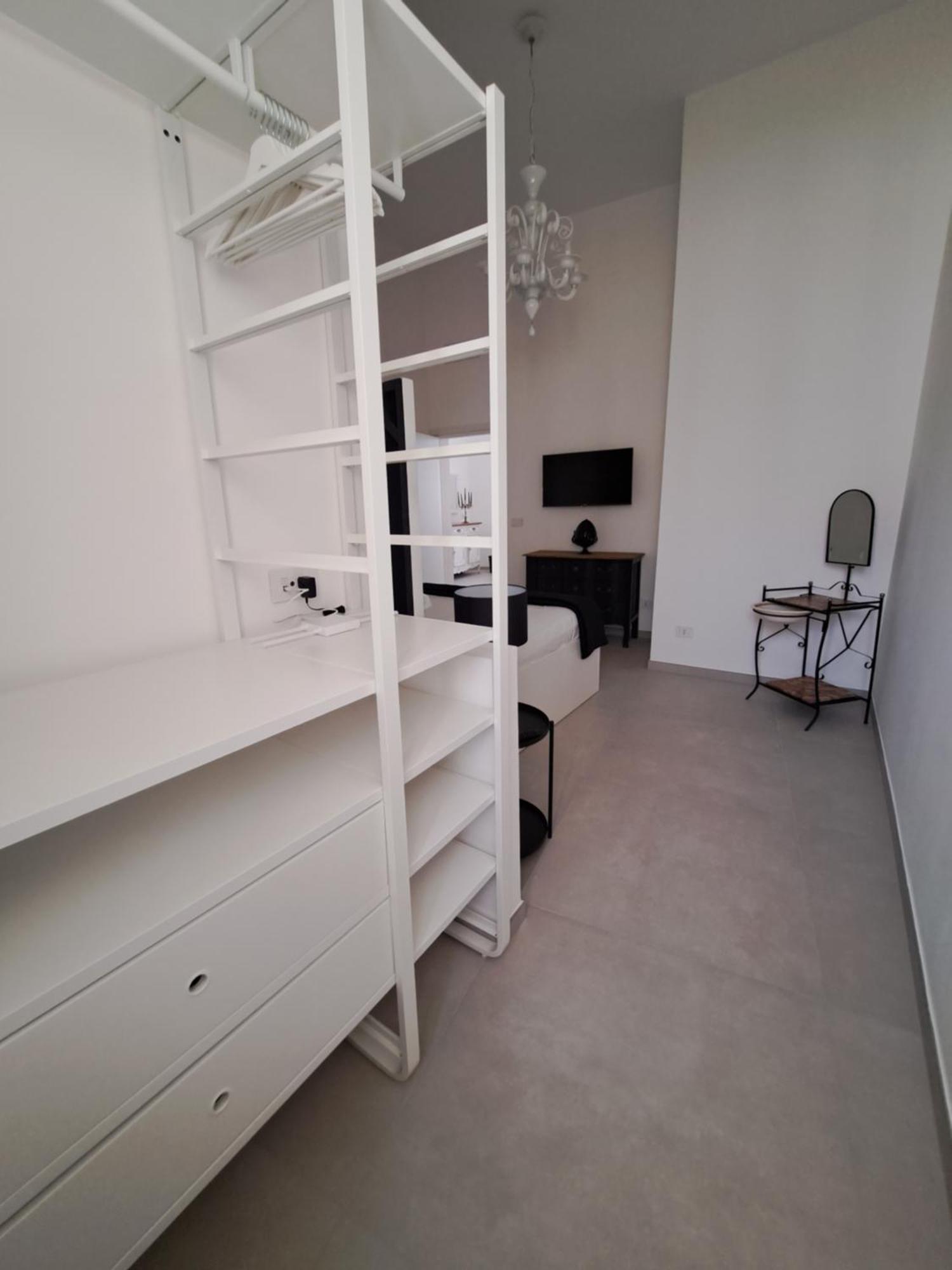 Apartament Palazzo Boccapianola Bari Zewnętrze zdjęcie