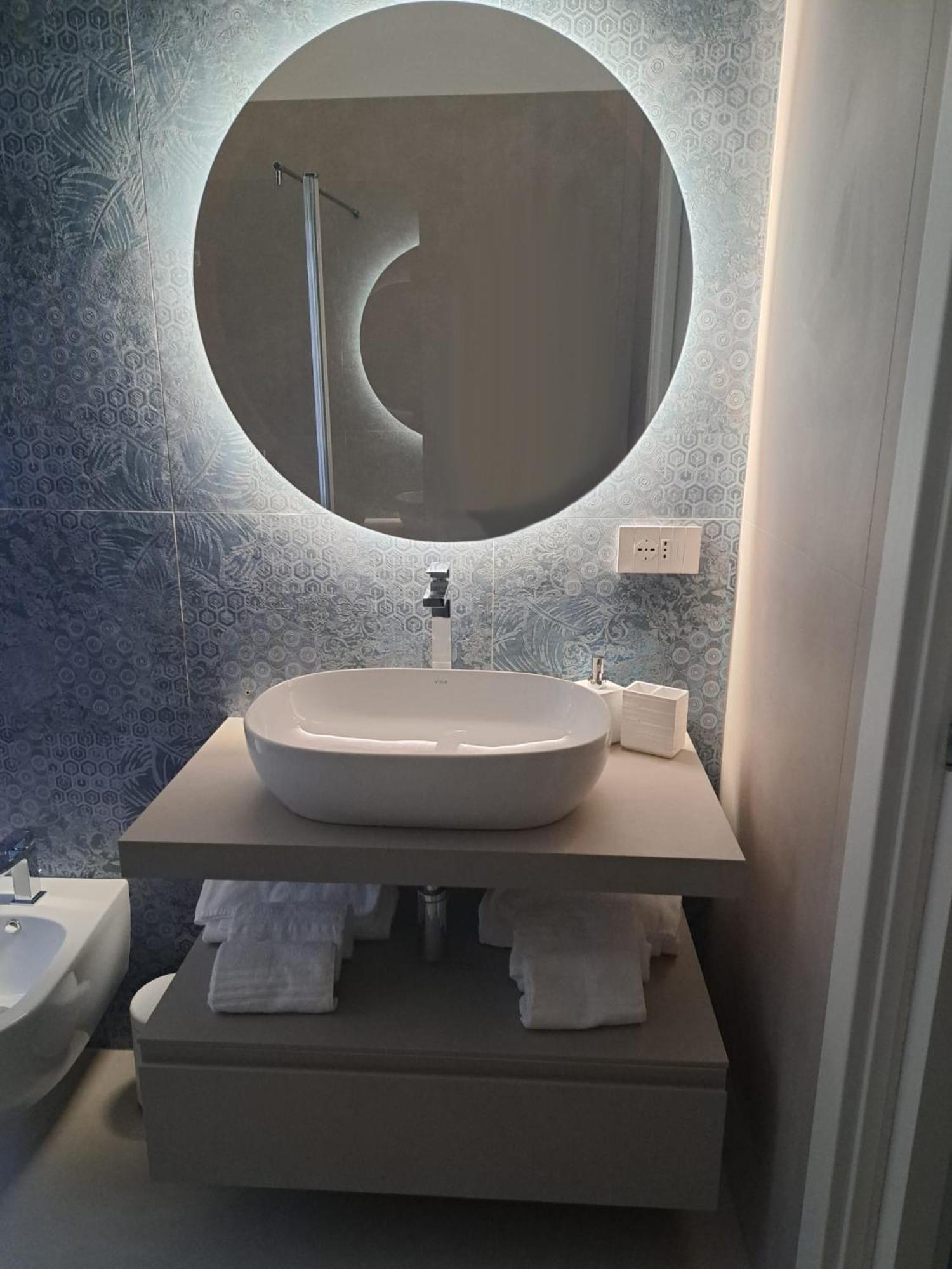 Apartament Palazzo Boccapianola Bari Zewnętrze zdjęcie