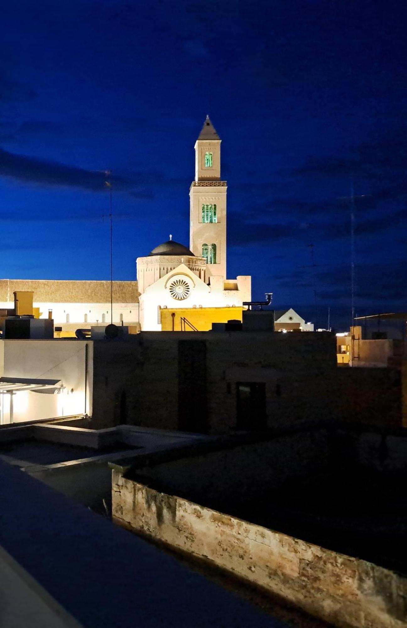 Apartament Palazzo Boccapianola Bari Zewnętrze zdjęcie
